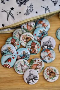 LES BADGES