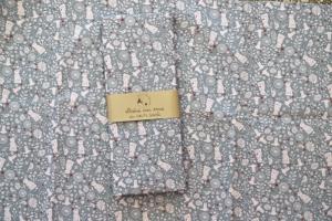 Coupon tissu bleu fleurs et animaux