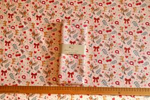 Coupon tissu souris et rouge gorge fond rose