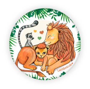 Les lions et le lémurien