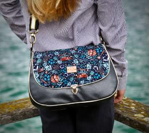 Le kit sac besace feuillage noir